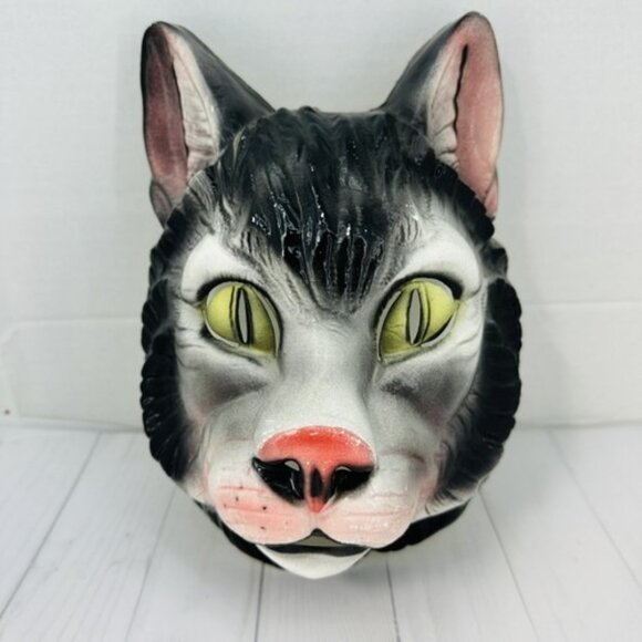 Vintage Black Halloween Scary Cat Mask Made In France Bayshore Collectors Piece - Picture 1 of 13